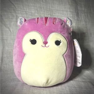 NWT Allina chipmunk squishmallow. 7.5 inch